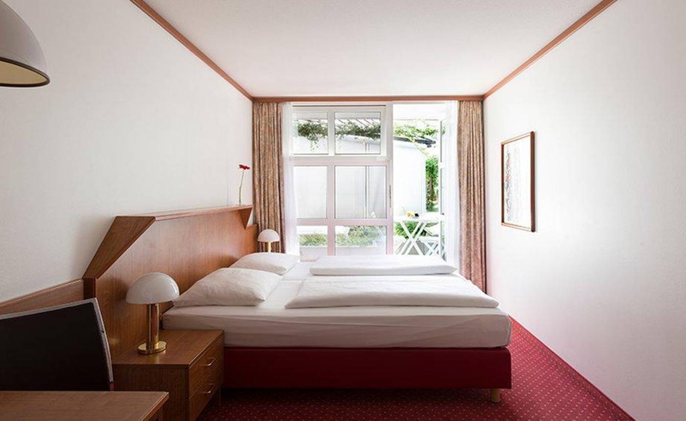 Derag Livinghotel Maximilian-Germany-NUREMBERG-General view-1