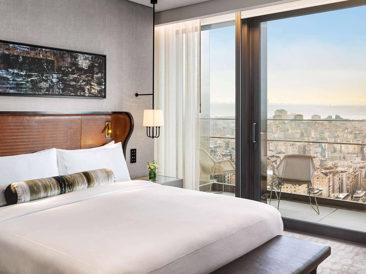 Fairmont-Quasar-Istanbul-Room-32