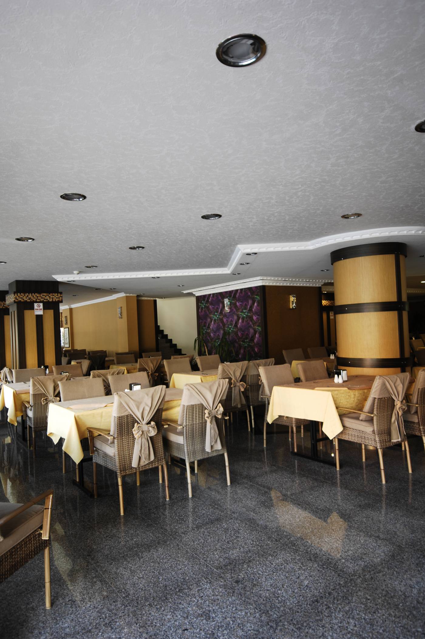 Sealine-Hotel-Restaurant-42