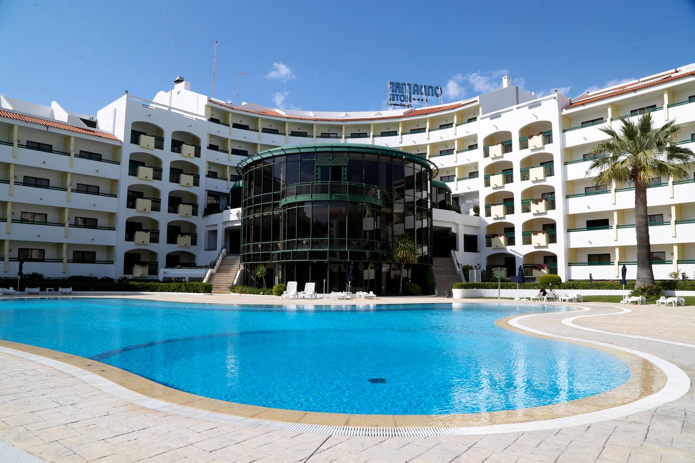 Ondamar-Hotel-Pool-2