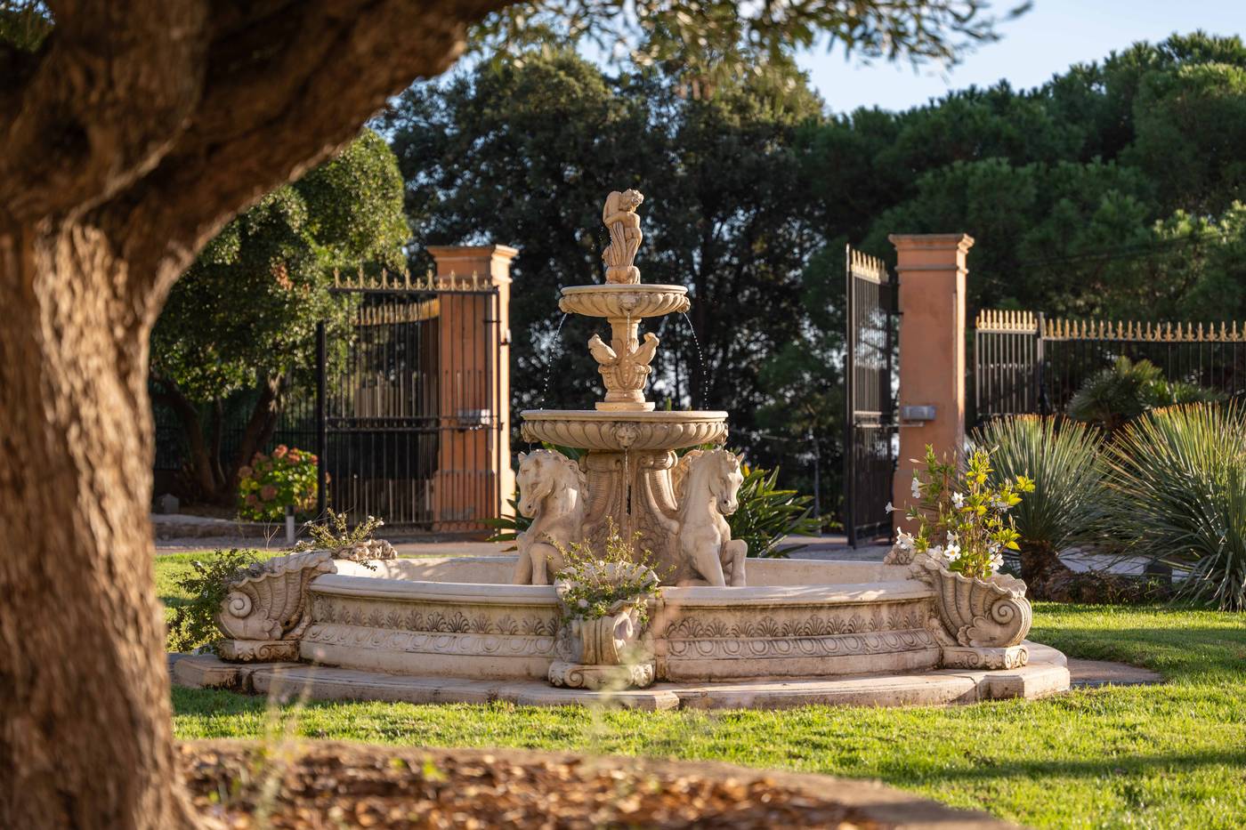 Hotel-L-Orangeraie-General-view-12