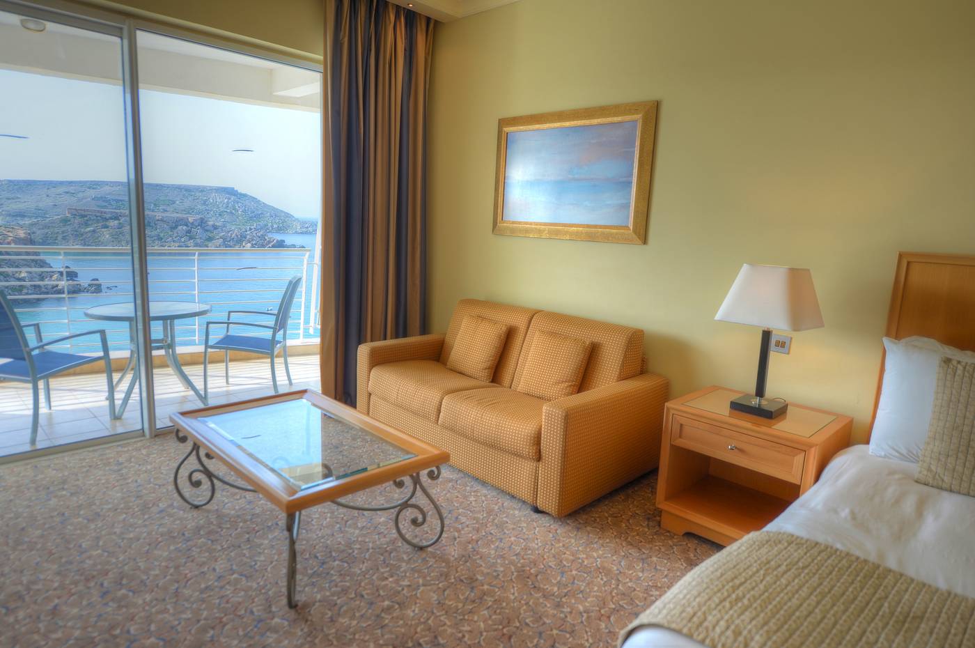 Radisson-Blu-Resort---Spa-Golden-Sands-Room-19