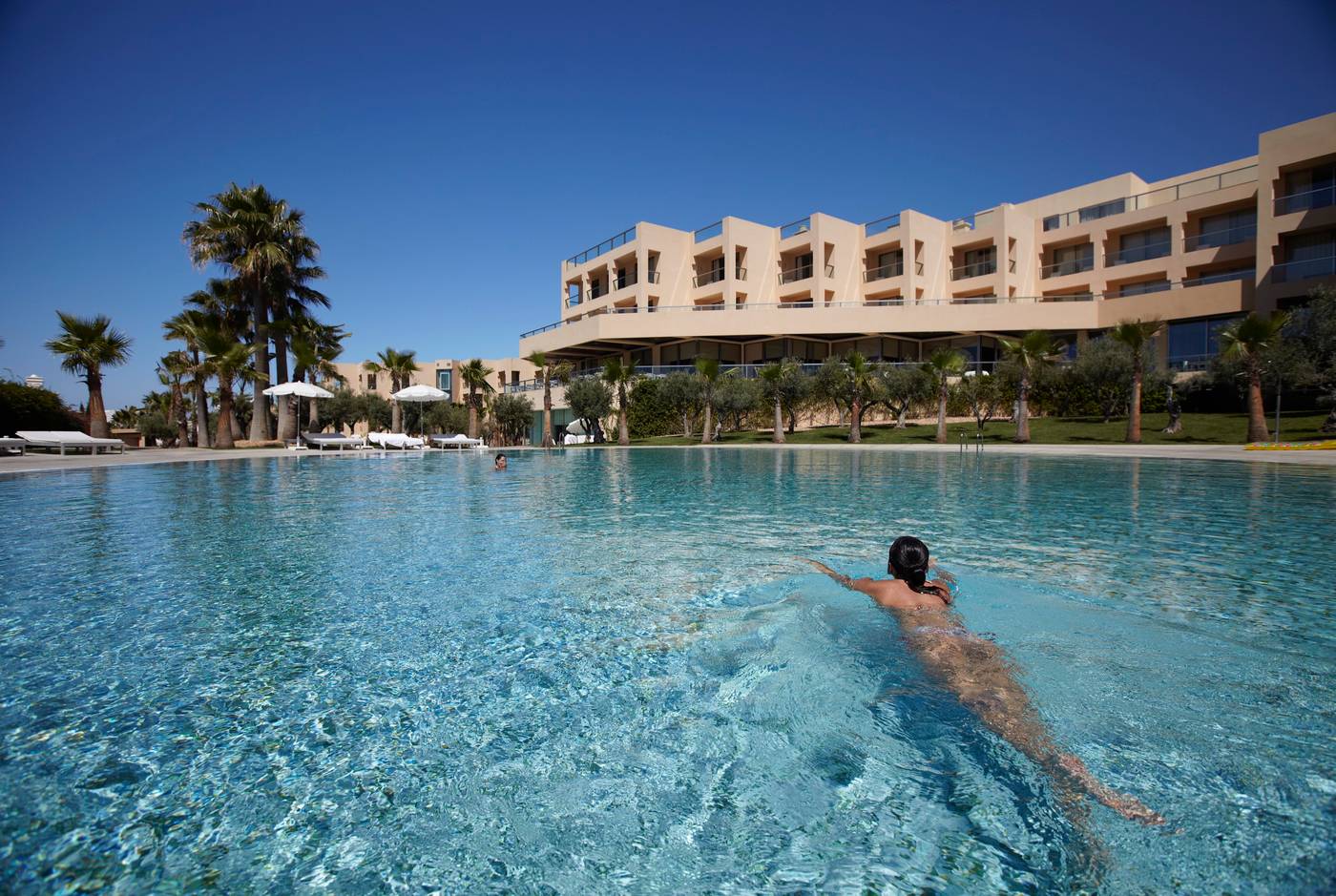 Sao-Rafael-Suites-Pool-2