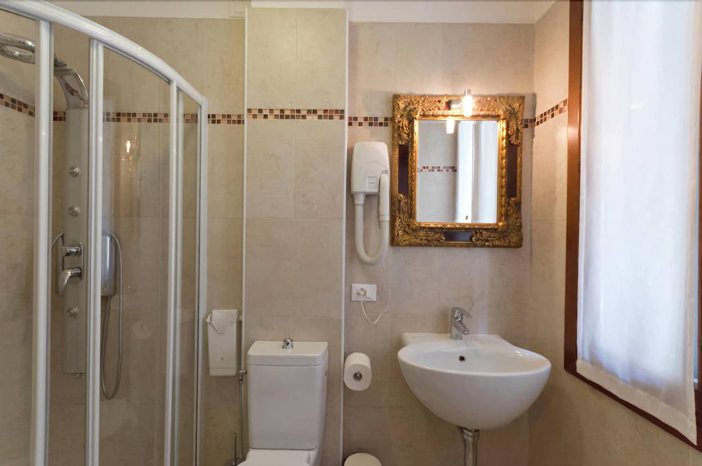 Albergo-Marin-Room-41