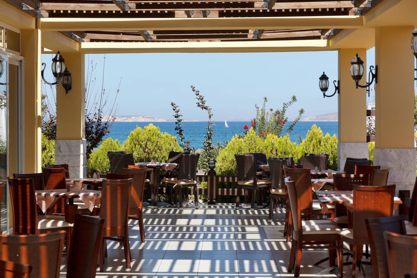 Gaia-Royal-Hotel-Restaurant-24