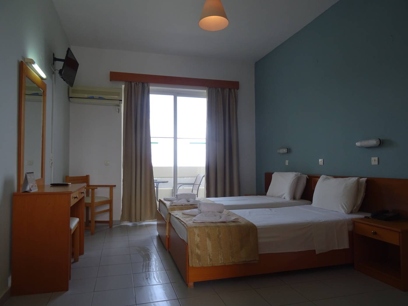 Bayside-Hotel-Katsaras-Room-24