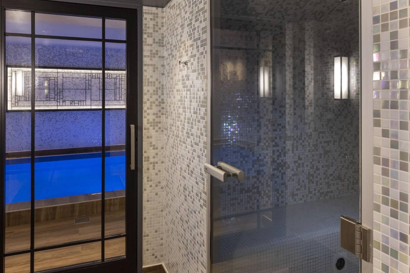 Hotel-Les-Matins-de-Paris-Sports-and-Entertainment-61