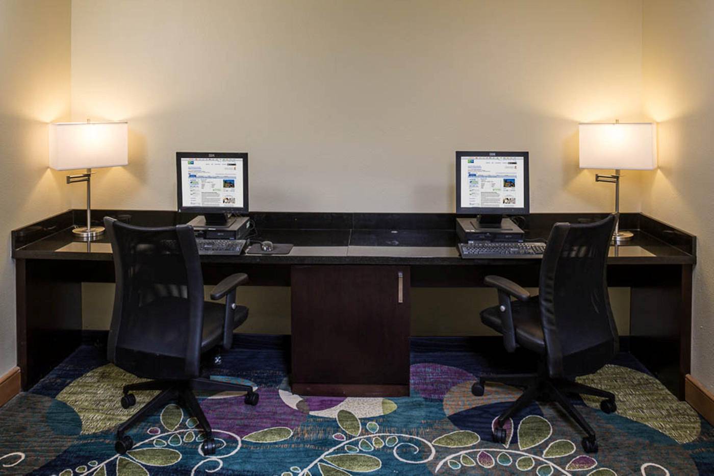 Holiday Inn Express Clermont -United States-CLERMONT-General view-2