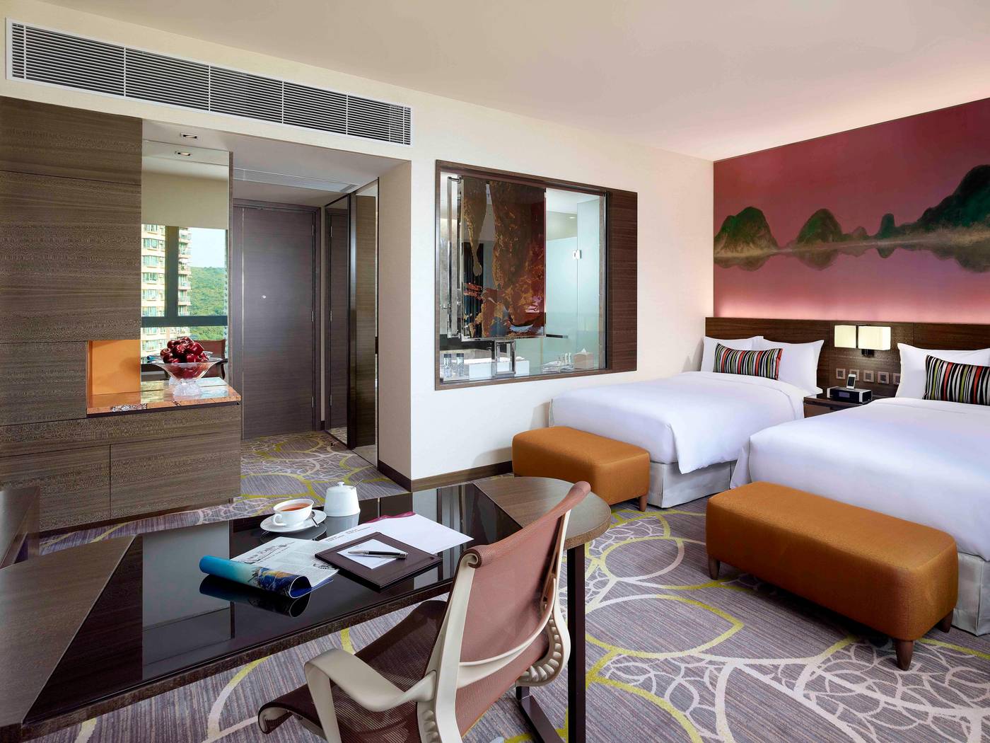 Crowne-Plaza-Hong-Kong-Kowloon-East-Room-12