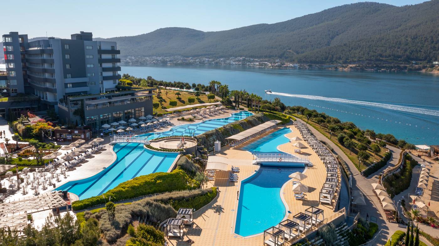 La-Blanche-Island-General-view-6