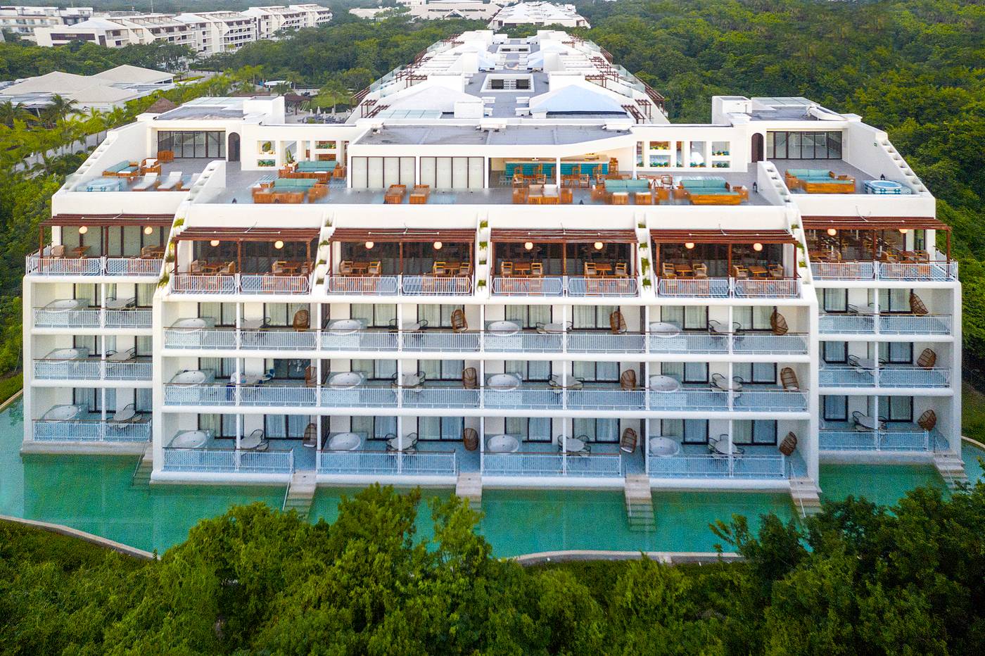 Ocean-Riviera-Paradise-El-Beso---Adults-Only-General-view-13