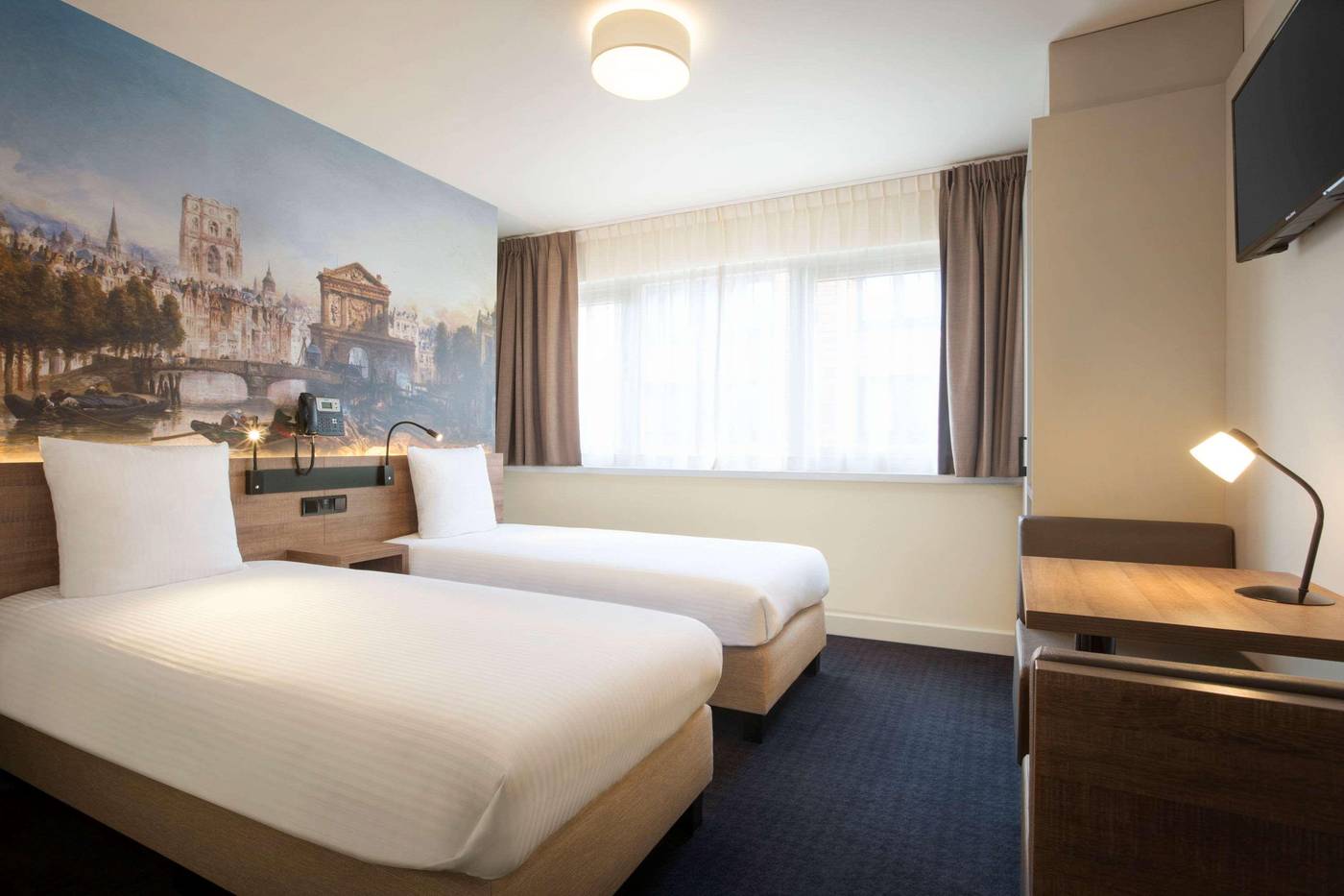 Days Inn by Wyndham Rotterdam City Centre-Netherlands-Rotterdam-Room-6