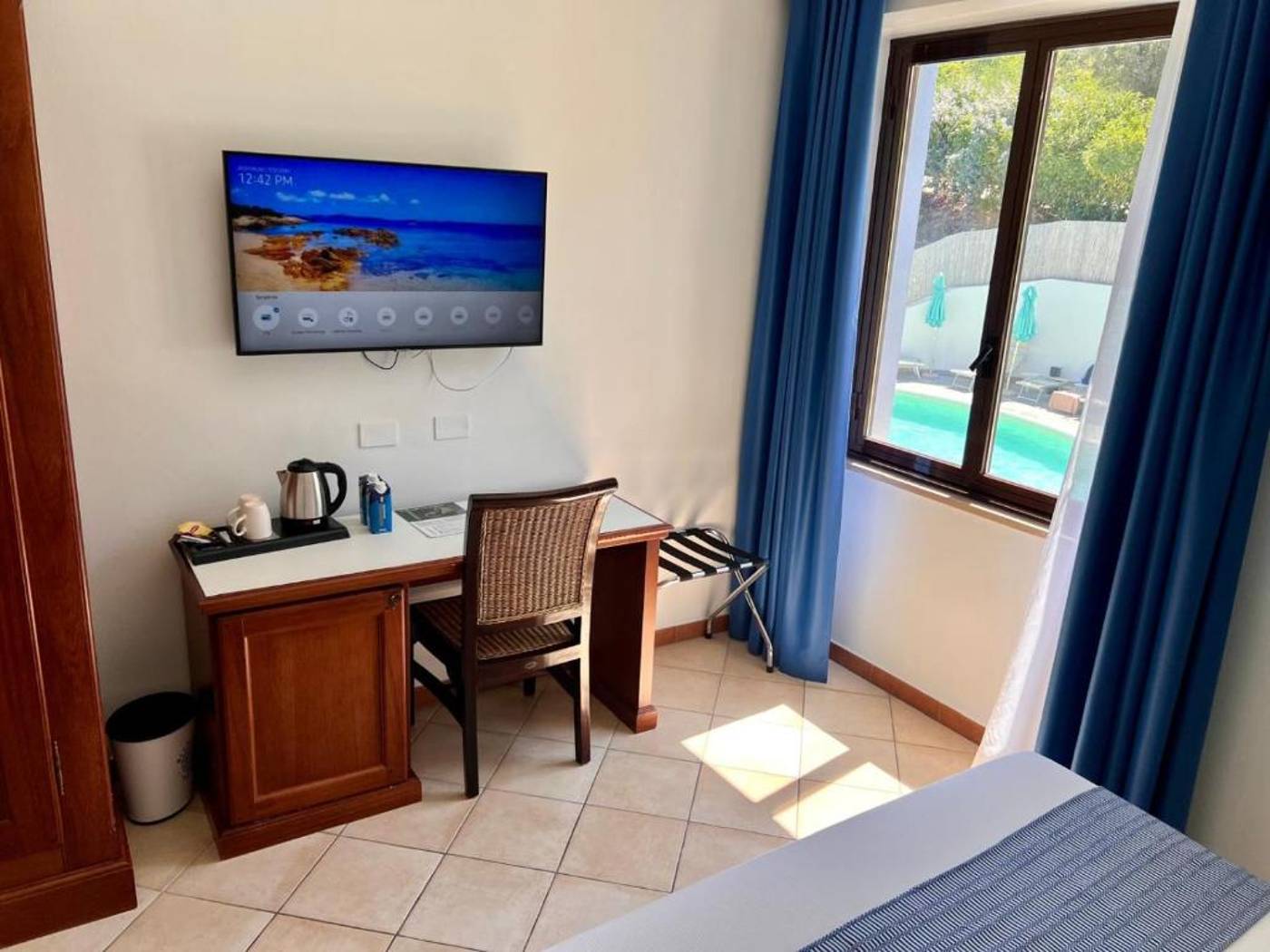 Best-Western-Hotel-Blumarea-Room-28