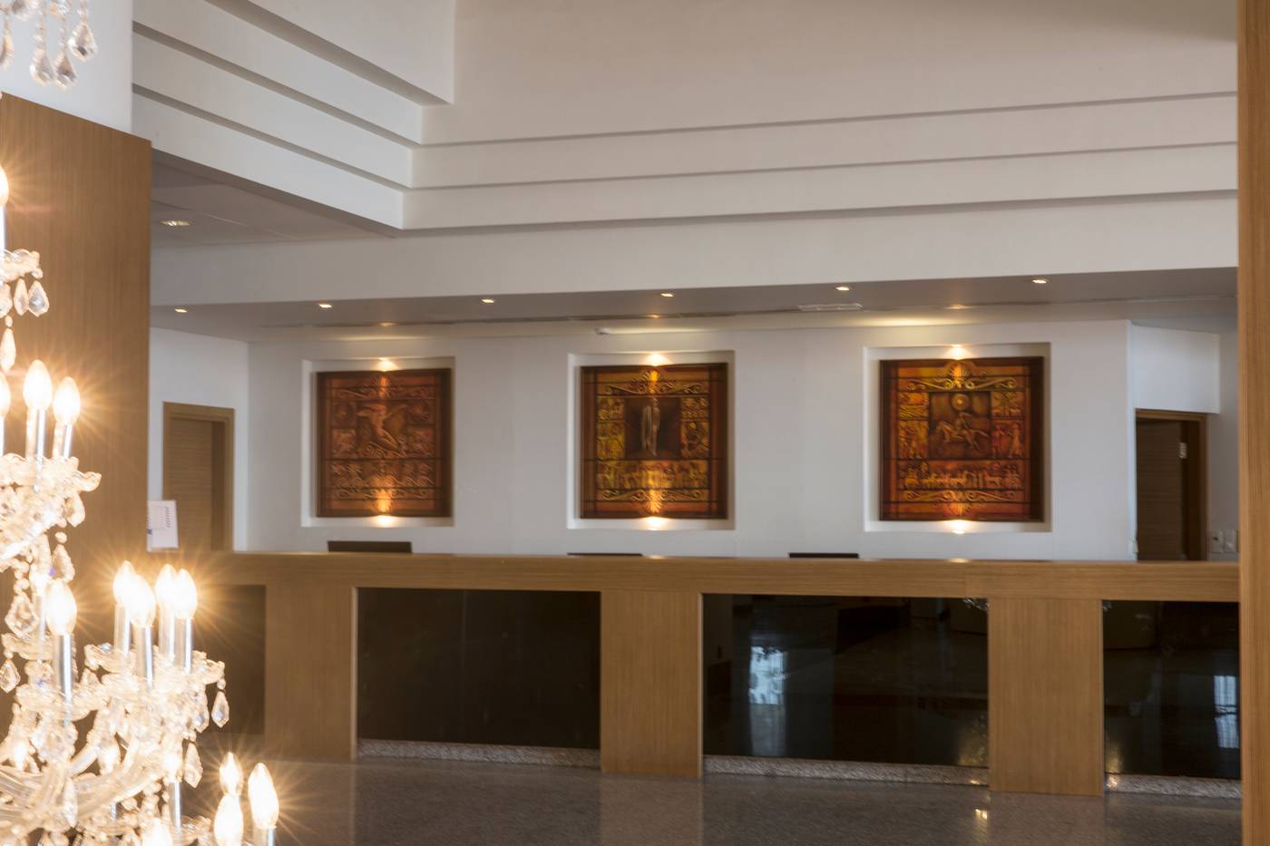 Venus-Beach-Lobby-42