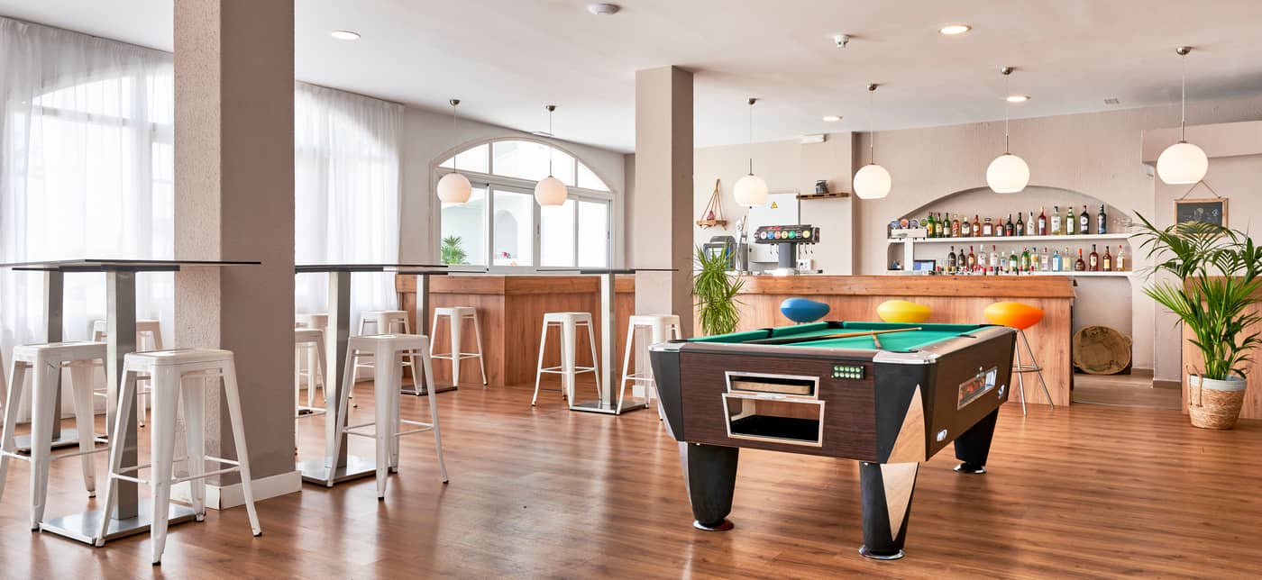 Smartline-Marina-Bar-29