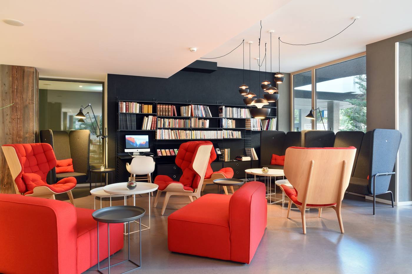 Home-Swiss-Hotel-Lobby-19