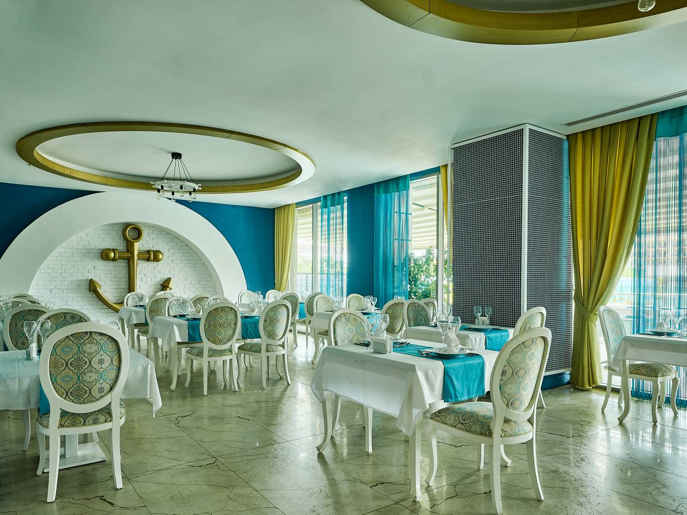 Luna Blanca Resort