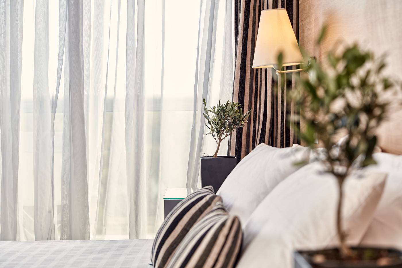 Ocean-Blue-Hotel-Room-30