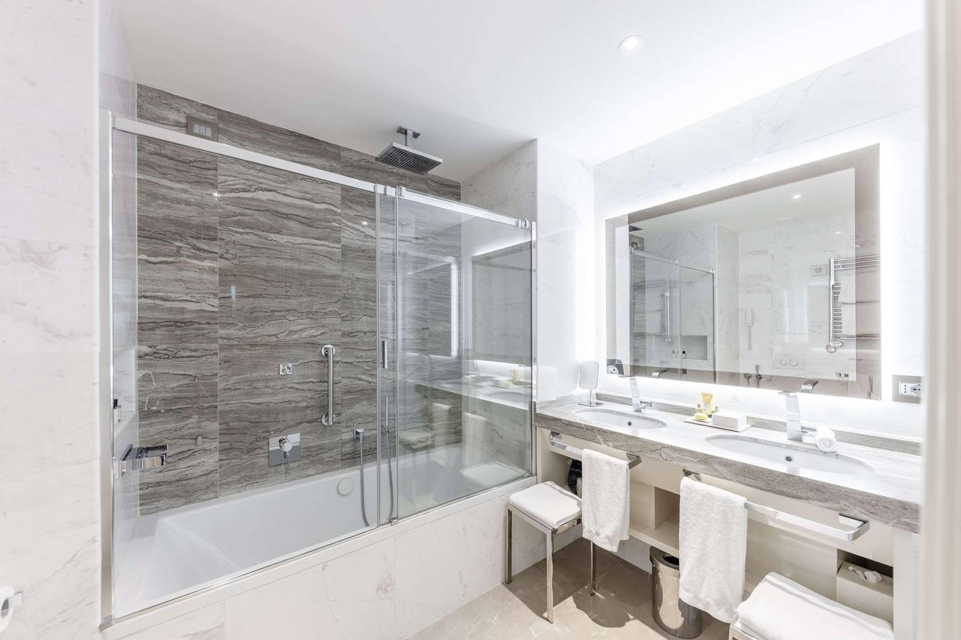 Aleph-Rome-Hotel--Curio-Collection-by-Hilton-Room-57