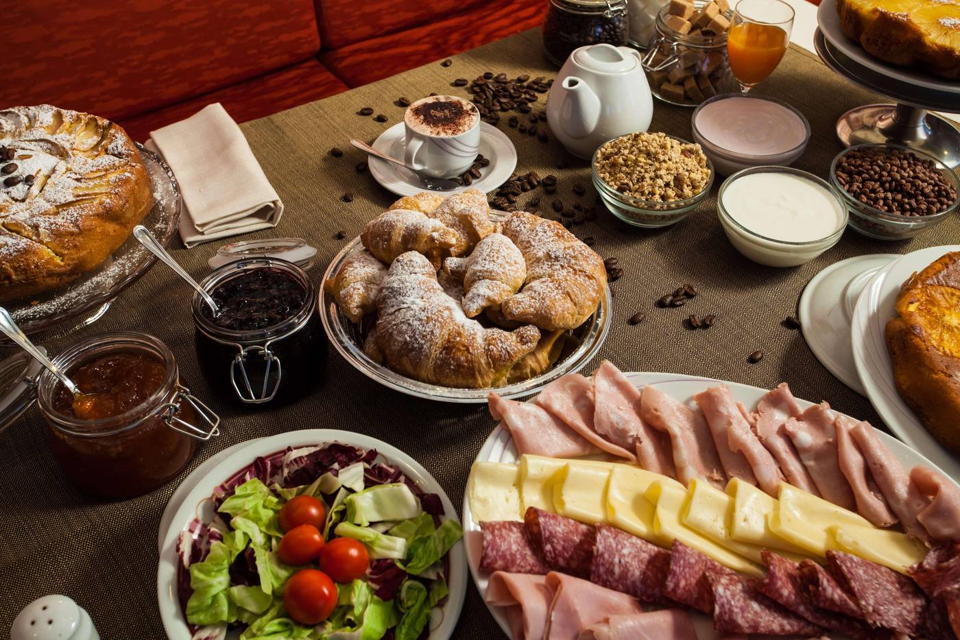 Etrusco-Arezzo-Hotel--Sure-Hotel-Collection-by-Best-Western-Room-35