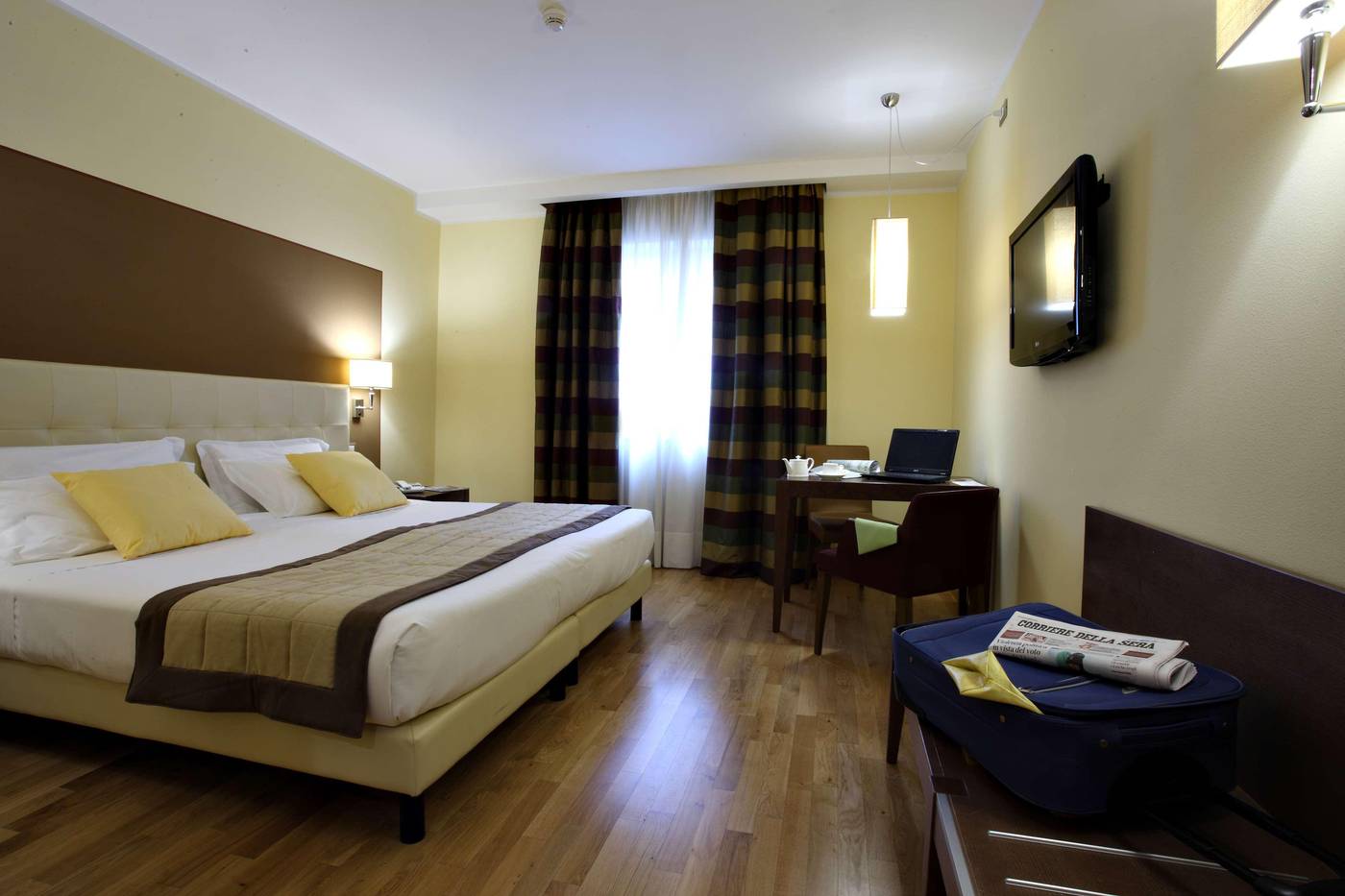 Best-Western-Grand-Htl-Guinigi-Room-21
