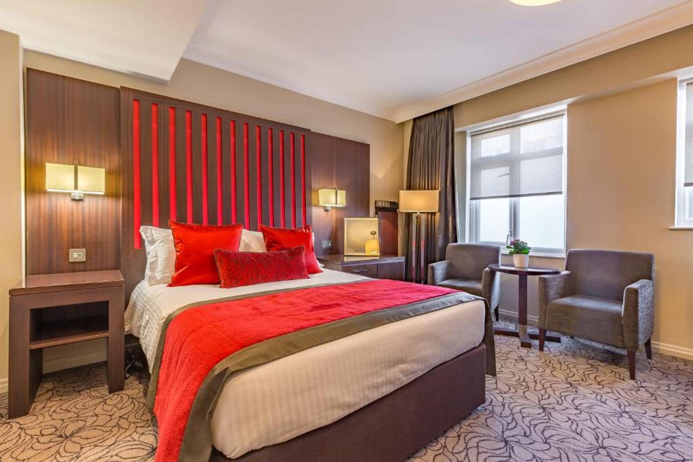 Grand-Jersey-Hotel---Spa-Room-10