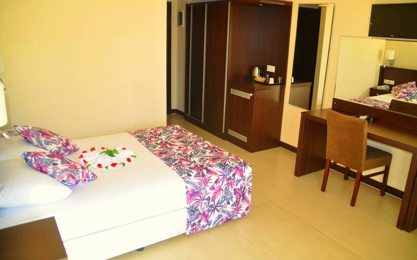 Sunshine-Holiday-Resort-Room-35