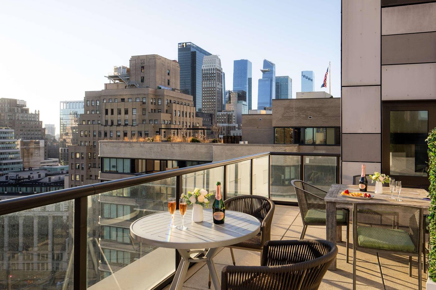 Embassy-Suites-by-Hilton-New-York-Manhattan-Times-Sq-Room-61