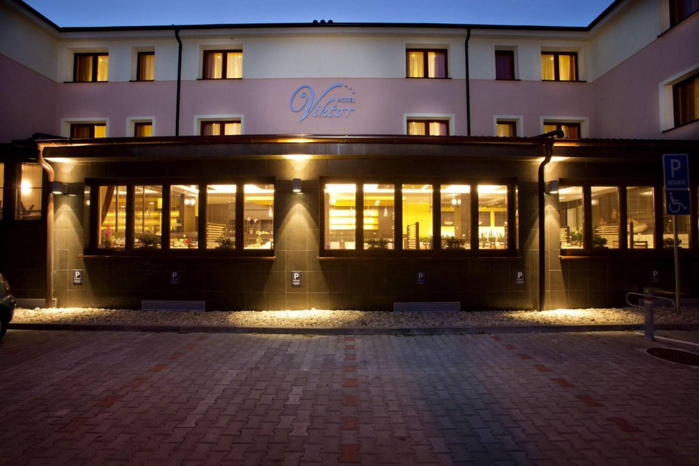 Hotel Viktor-Slovakia-BRATISLAVA-General view-3