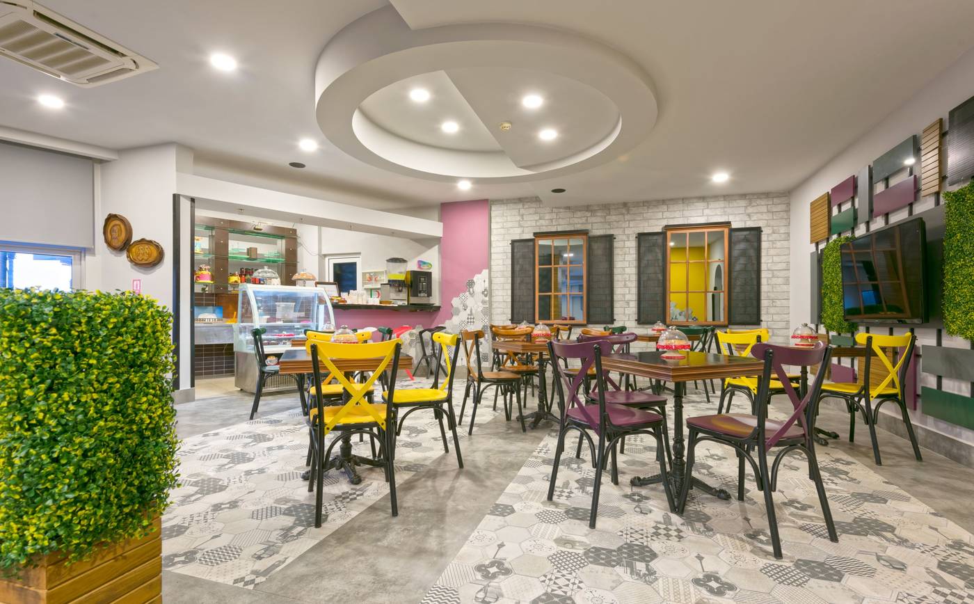 Monart-City-Hotel-Bar-28