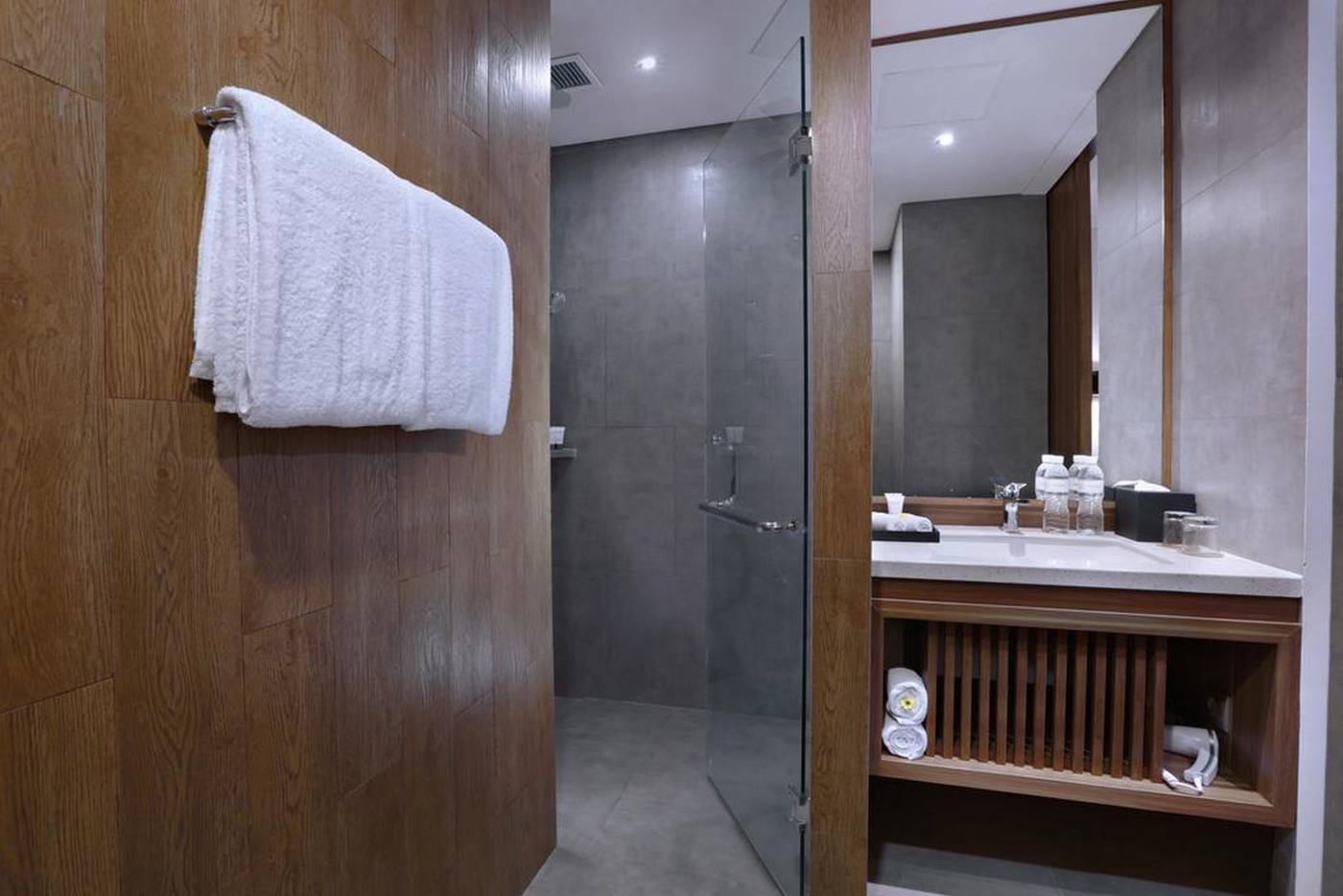 Fairfield by Marriott Bali, South Kuta-Indonesia-BADUNG-Room-8