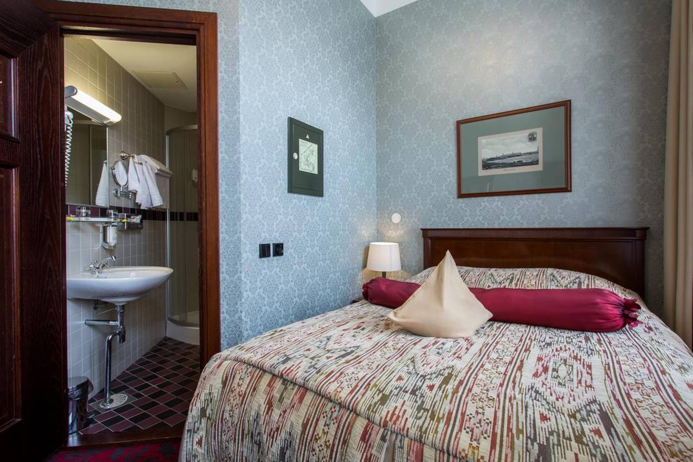 Hestia-Hotel-Barons-Room-18