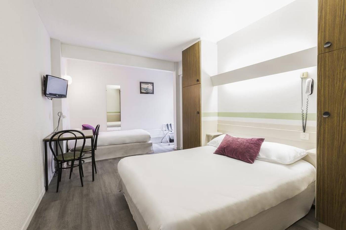 Kyriad Direct Grenoble-France-GRENOBLE-General view-8