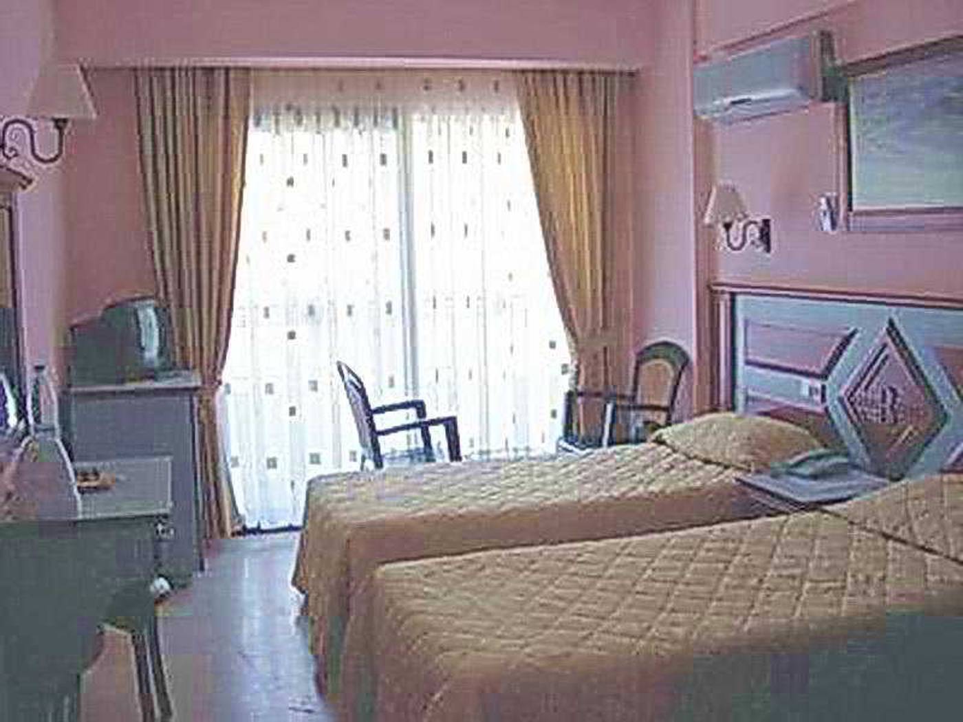 Bonjour-Boutique-Hotel-Room-21