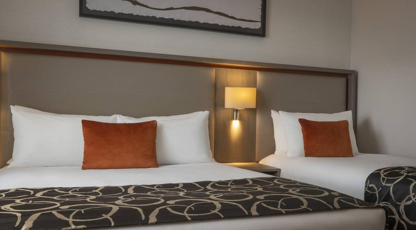 Clayton-Dublin-Airport-Room-17