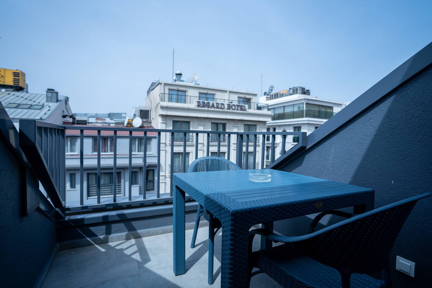 Bird-Nest-Suites-Room-7