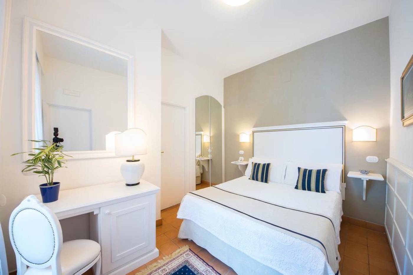 Villa-Romana-Room-22