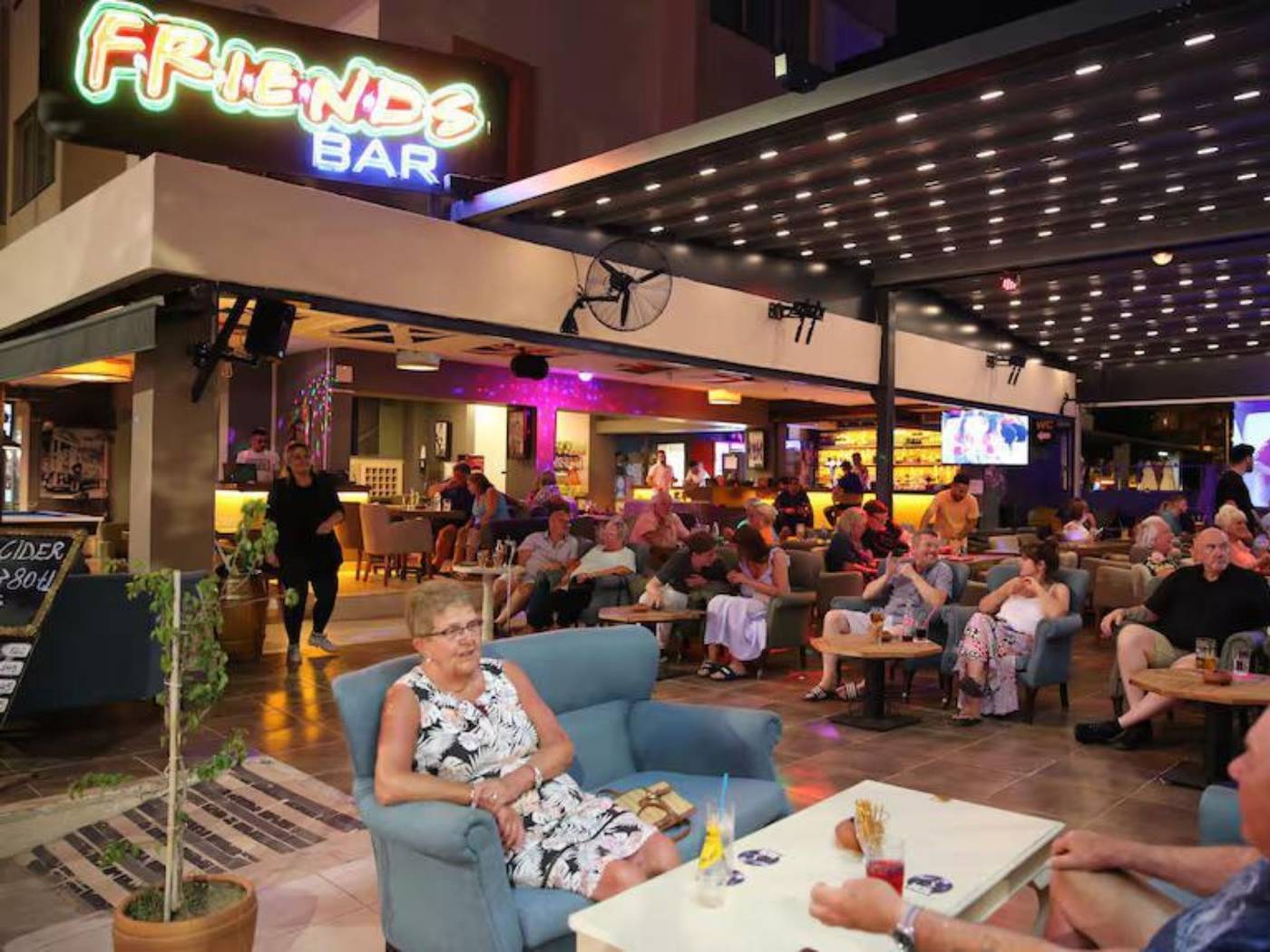 Greenmar-Apart-Restaurant-21