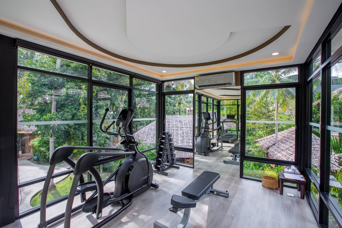 Ban-Sainai-Resort-Sports-and-Entertainment-94