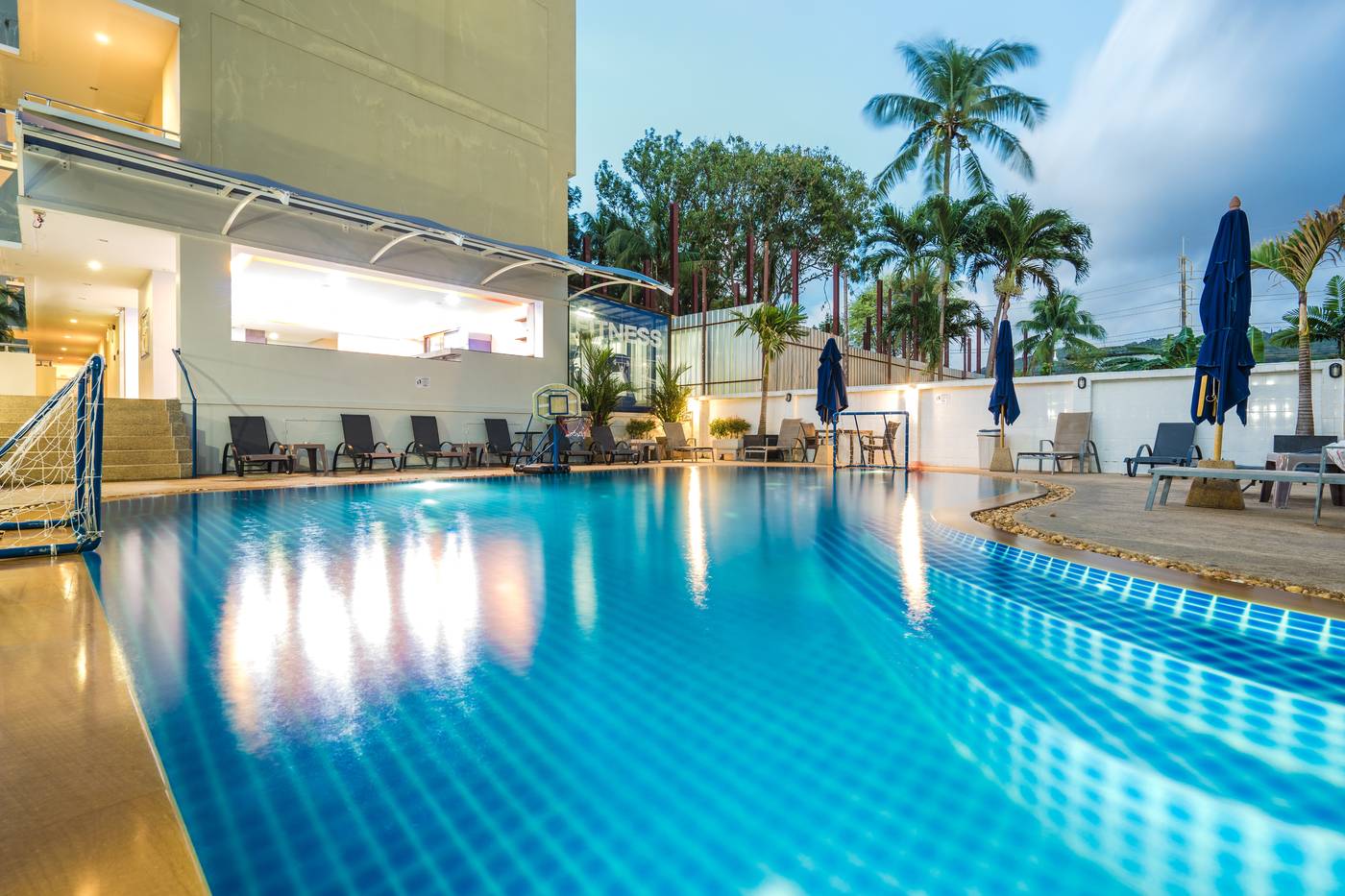 Patong-Pearl-Resortel-Phuket-Pool-8