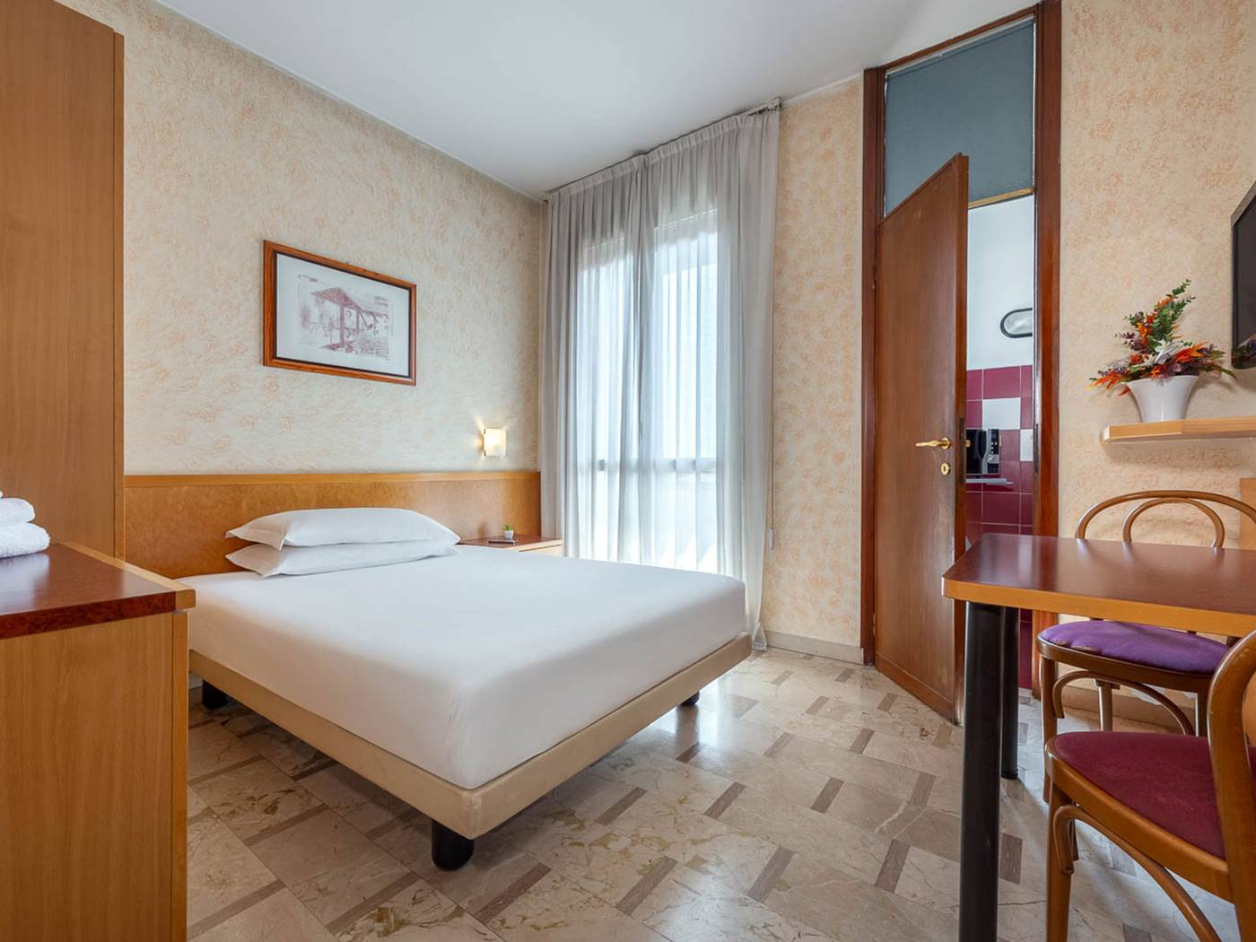 iH-ApartHotel-Milano-Argonne-Park-Room-13