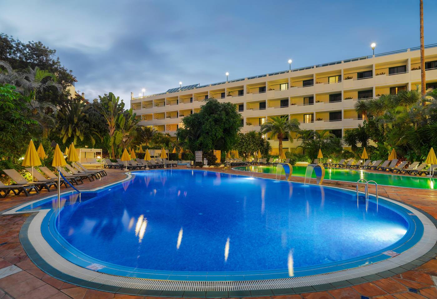 H10-Tenerife-Playa-Pool-3