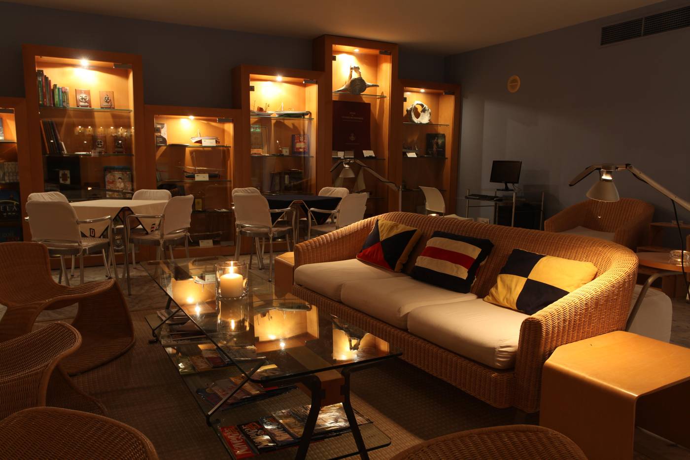 Marina-Club-II--Bar-33