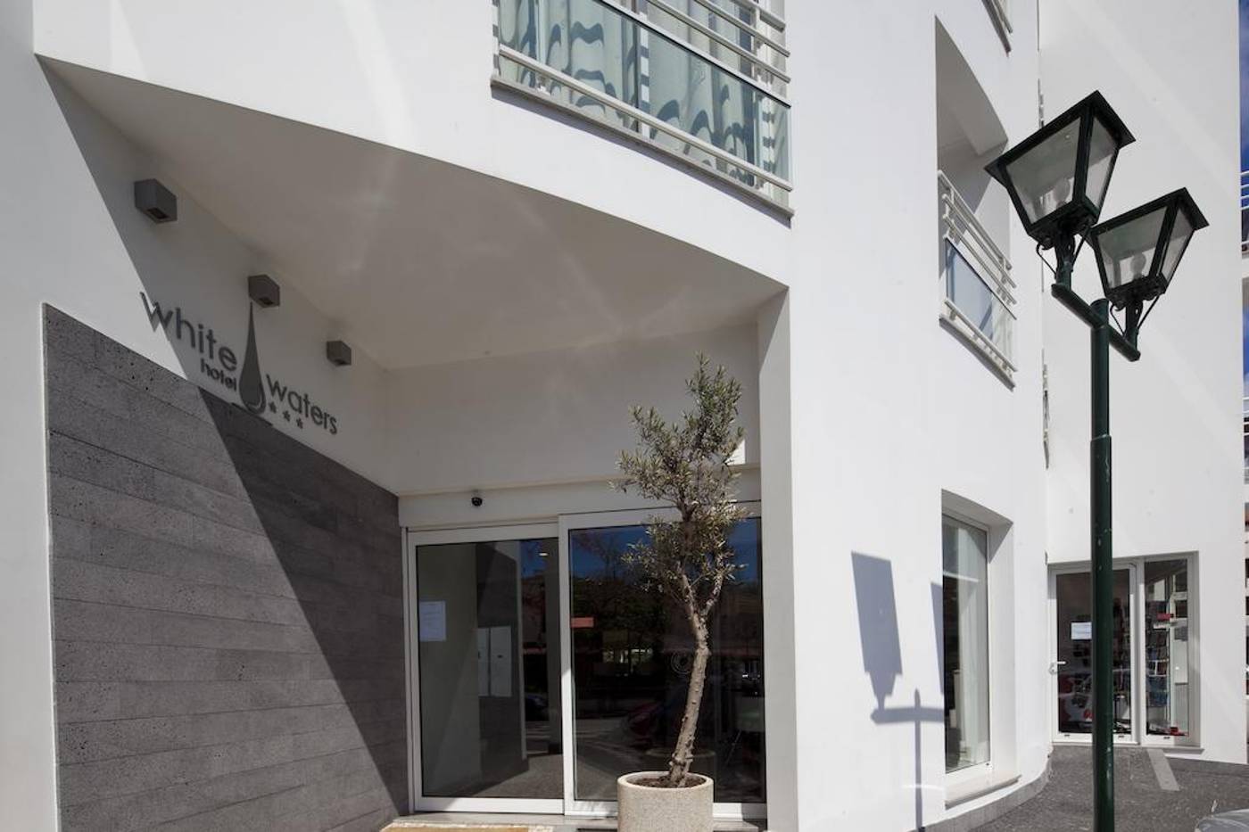 White-Waters-General-view-6