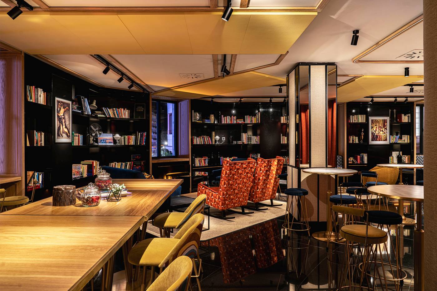 Vincci-Via-66-Bar-13