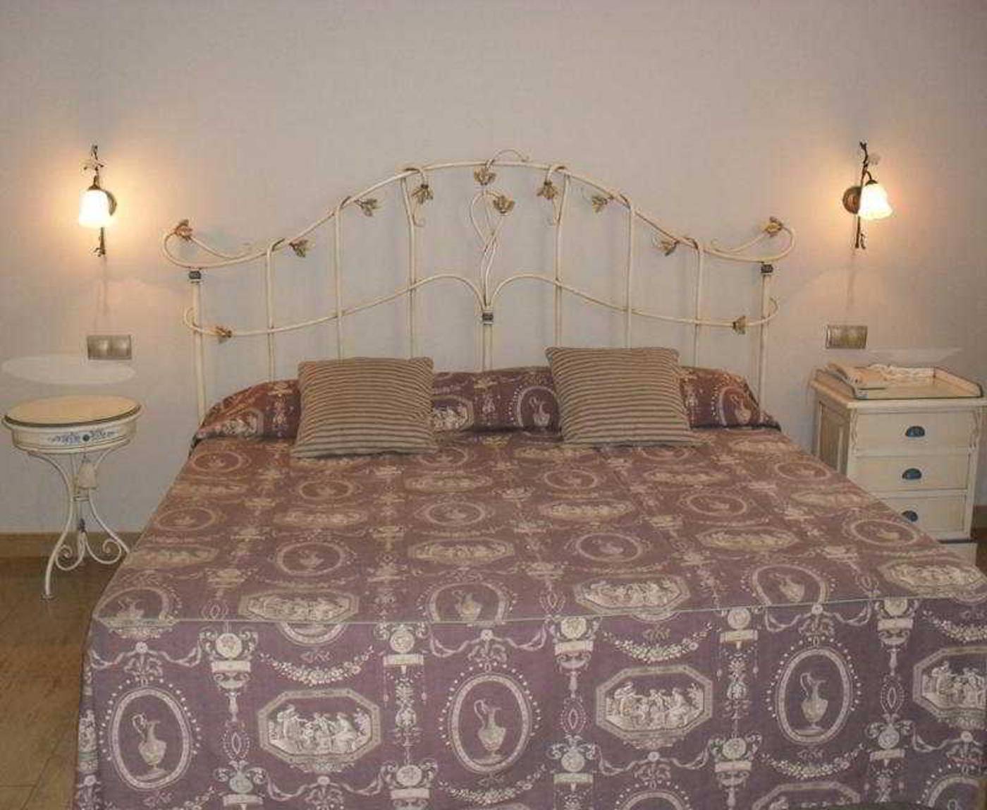 Vent-de-Garbi-Room-8