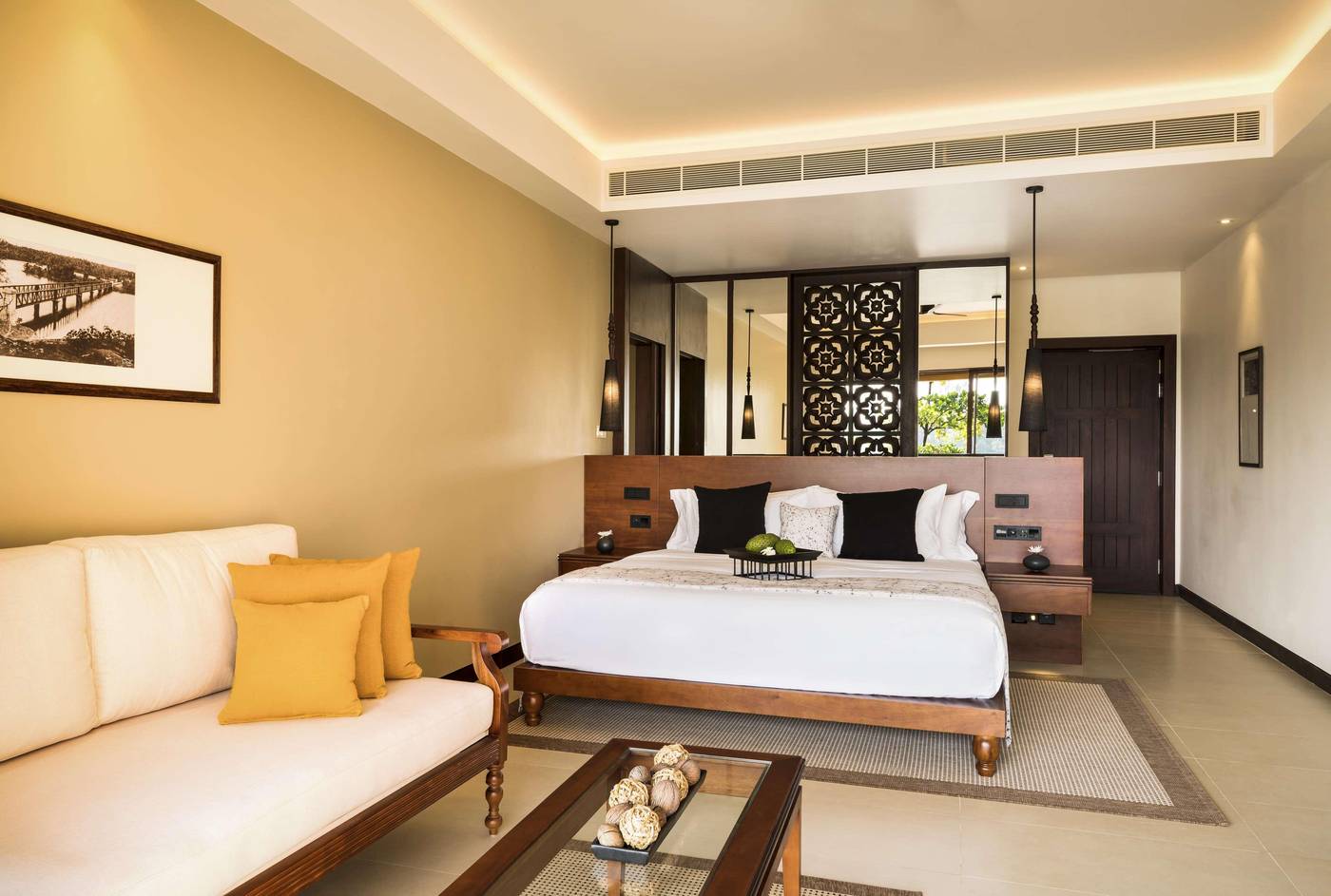 Anantara-Kalutara-Resort-Room-23