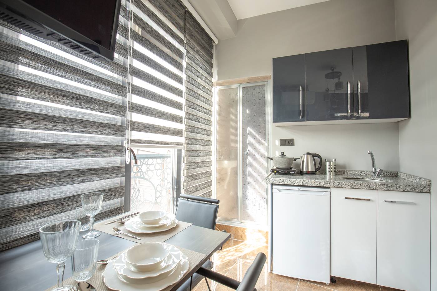 Beyoglu-Huzur-Suites-Room-16