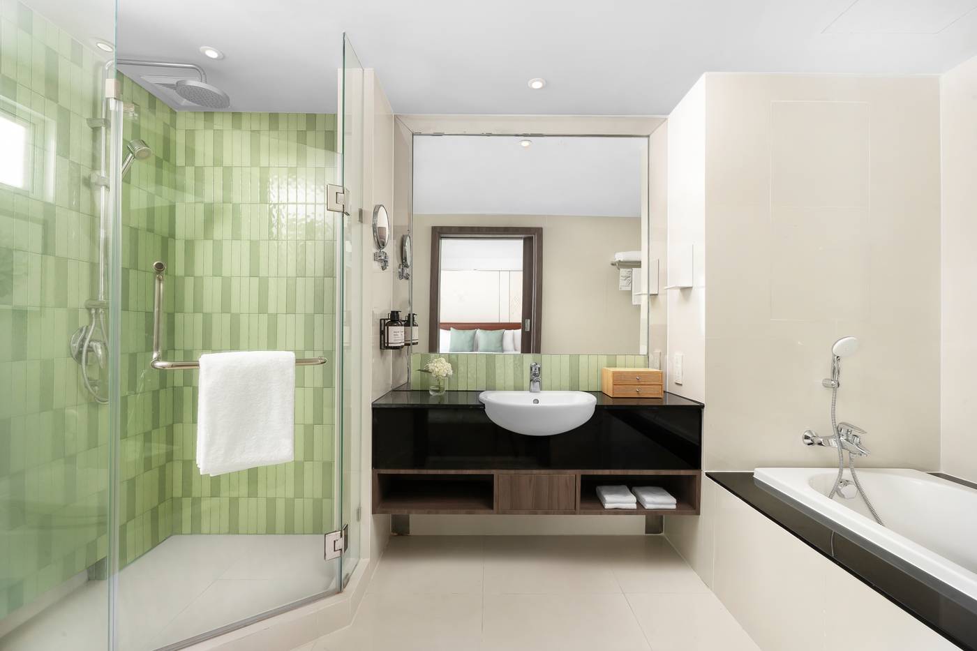 Novotel-Living-Bangkok-Sukhumvit-Legacy-Room-34