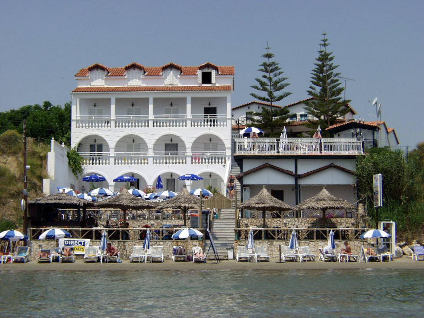 Denise-Hotel-Beach-9